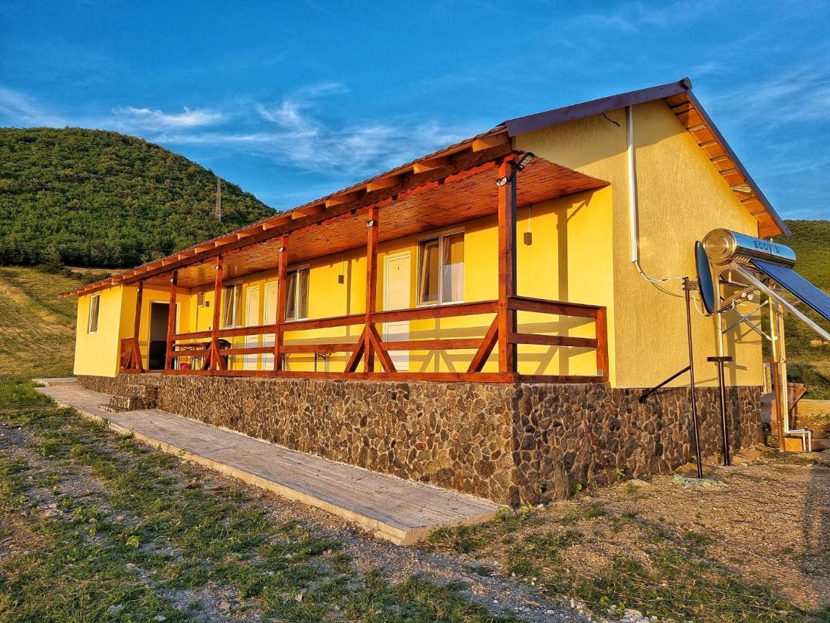 Cabana Vărad Coronini Moldova Veche Exteriör bild