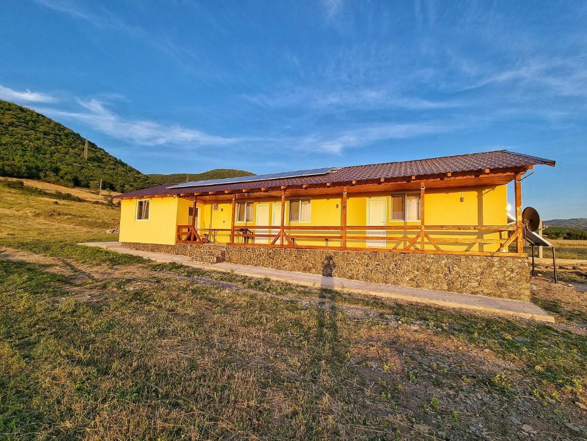 Cabana Vărad Coronini Moldova Veche Exteriör bild