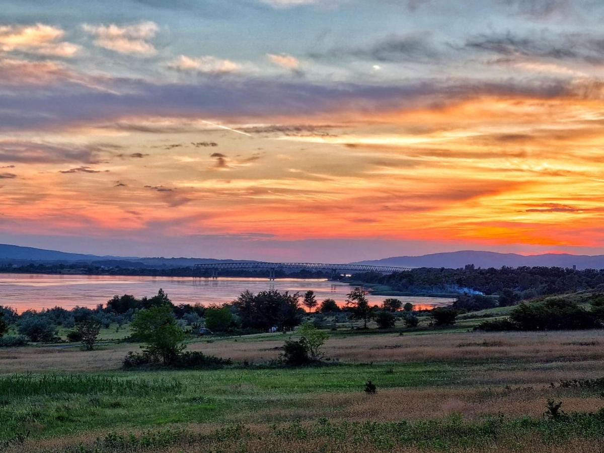 Cabana Vărad Coronini Moldova Veche Exteriör bild