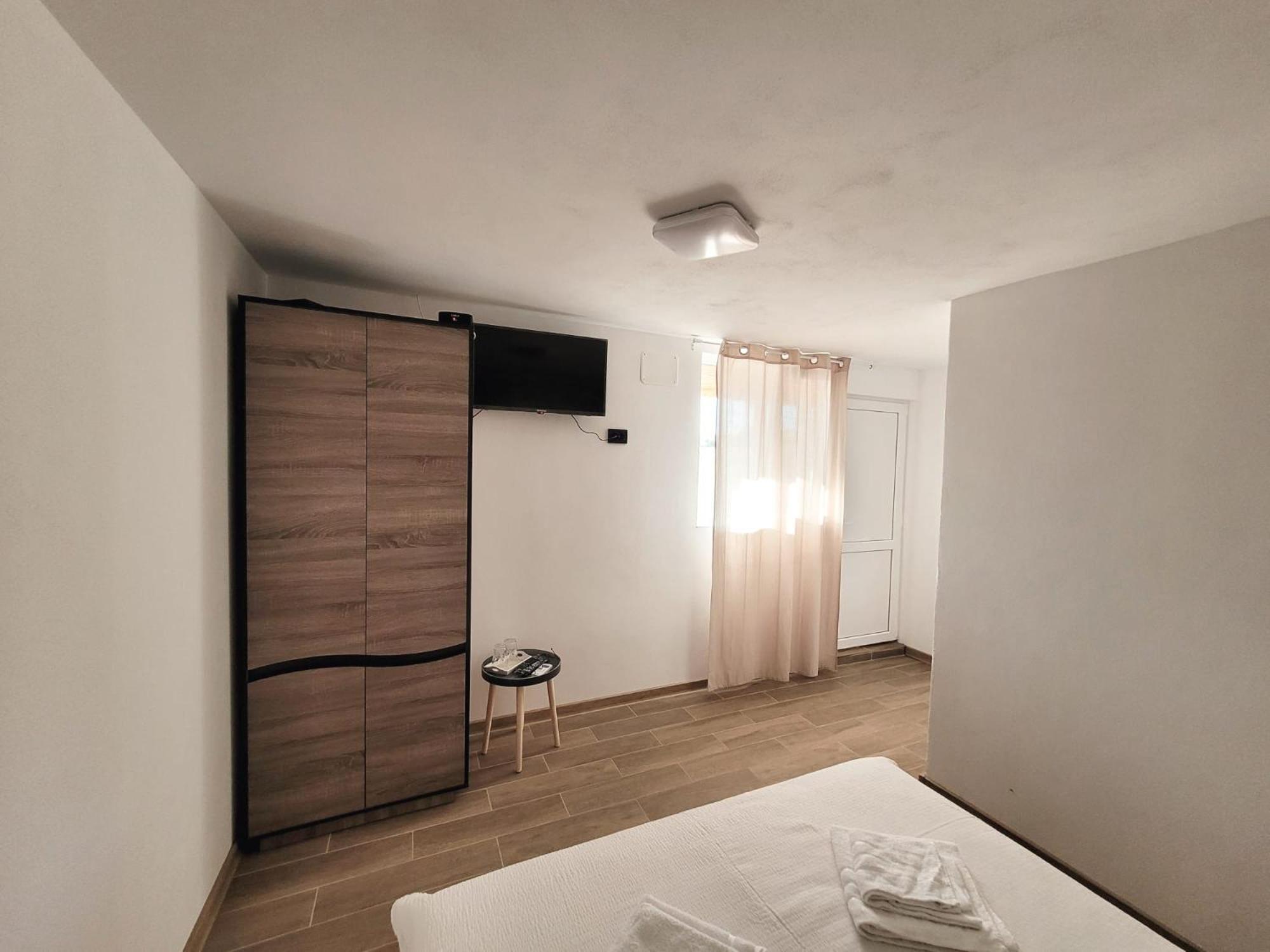 Cabana Vărad Coronini Moldova Veche Exteriör bild